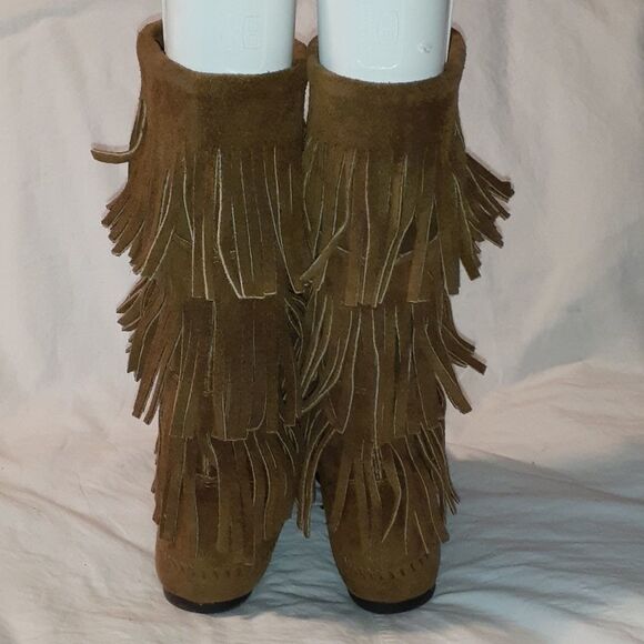 Minnetonka 3 Levels of Fringe‎ Tall Suede Boots 8 - Picture 5 of 9